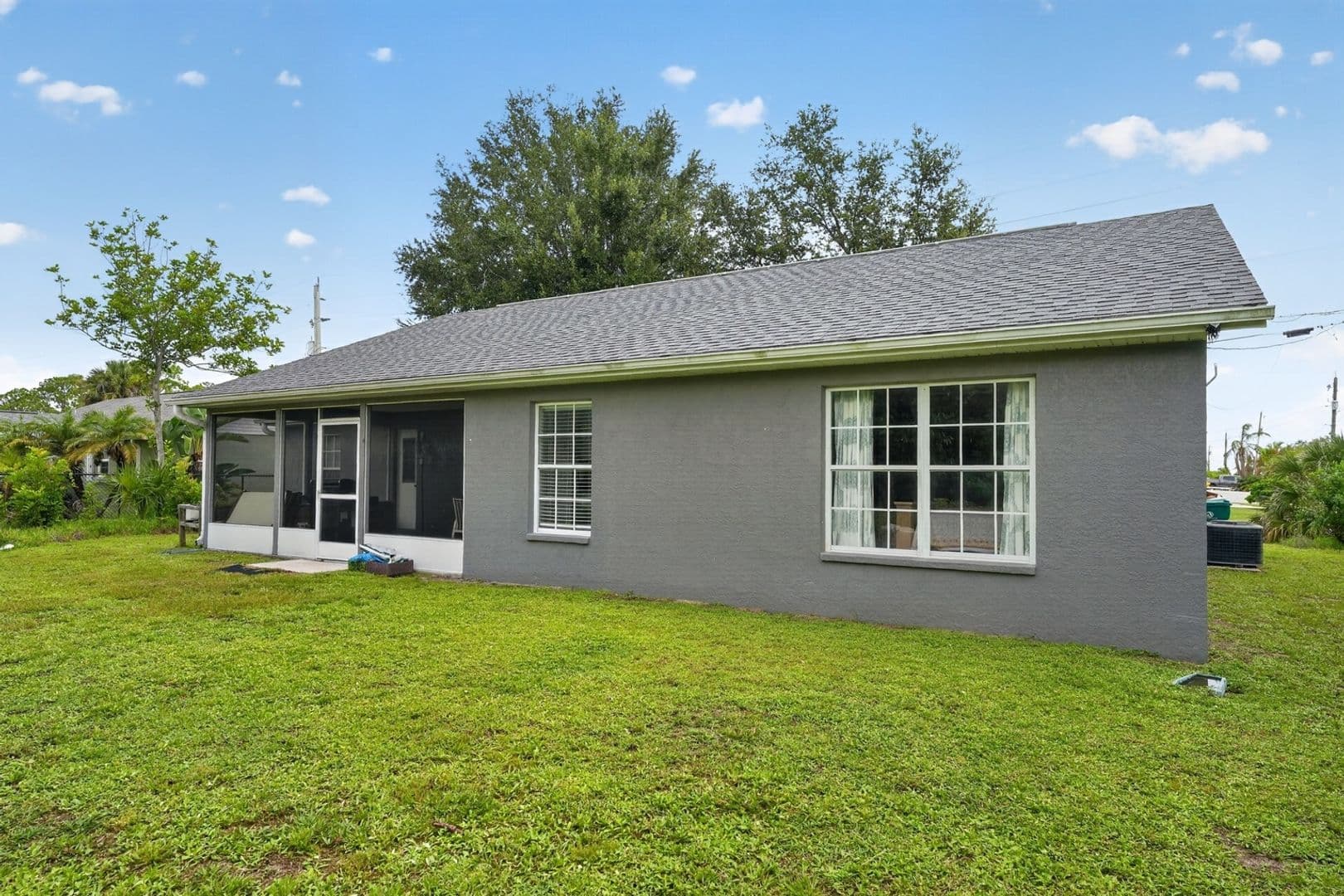 Port Charlotte House: 5516 David Blvd