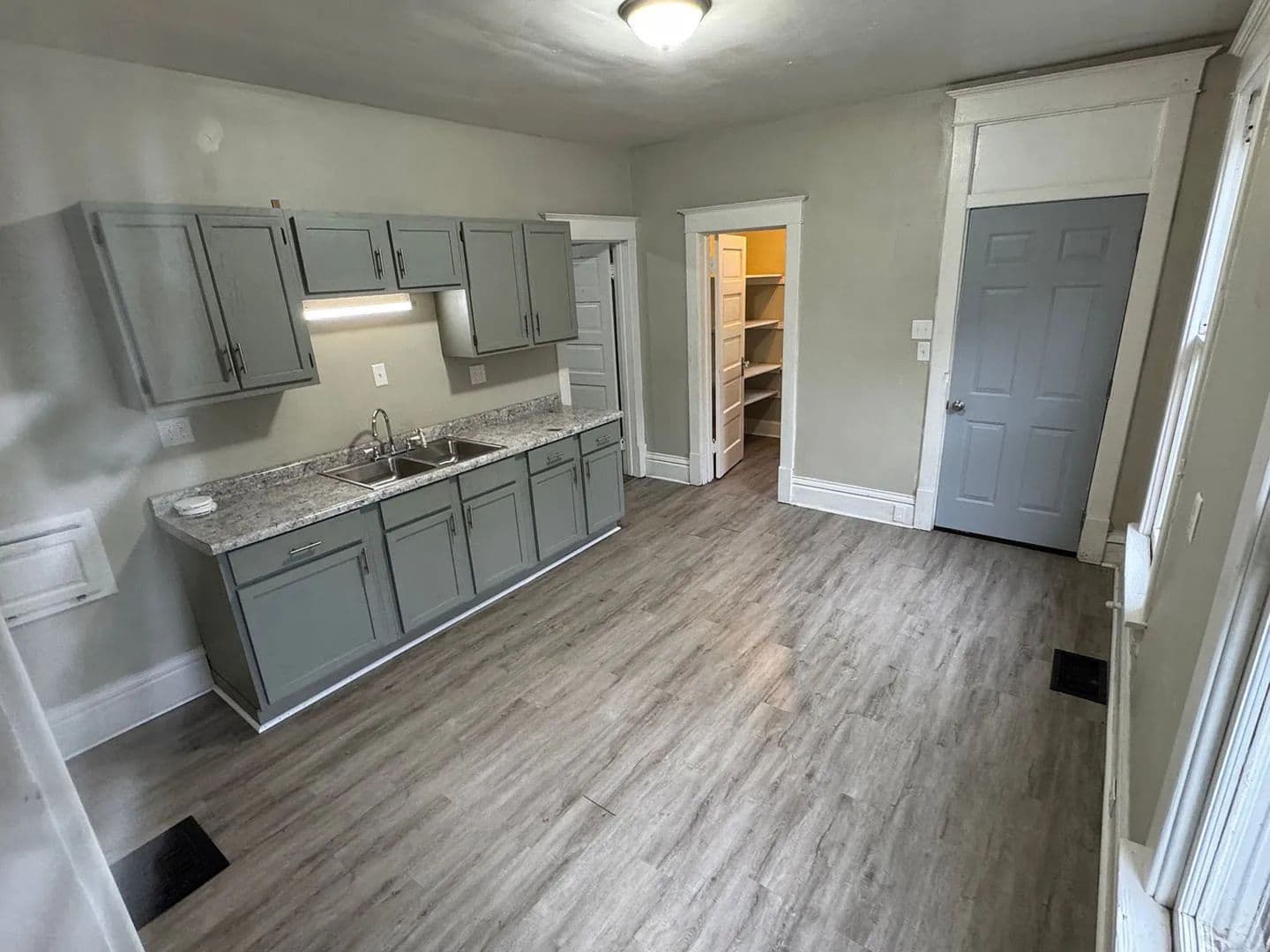 Peoria House: 315 W Nebraska Ave