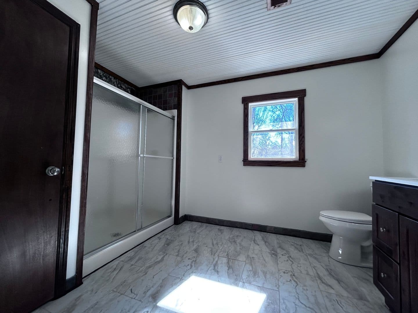 Columbia House: 3700 Cairnbrook Ct