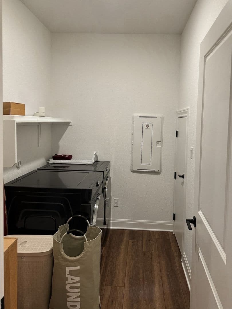 Liberty Hill House: 240 Canyoncrest Way