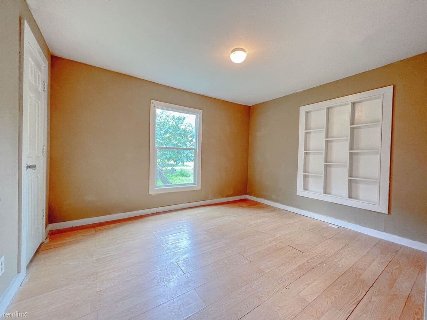 Rockdale House: 636 N Wilcox St