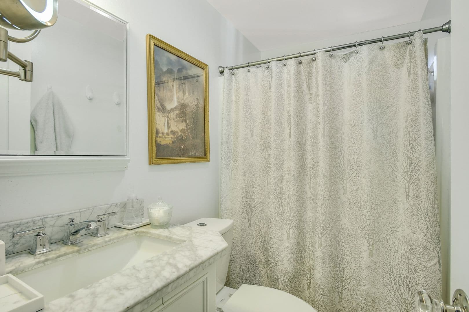 Palomar Mountain House: 33125 Canfield Rd