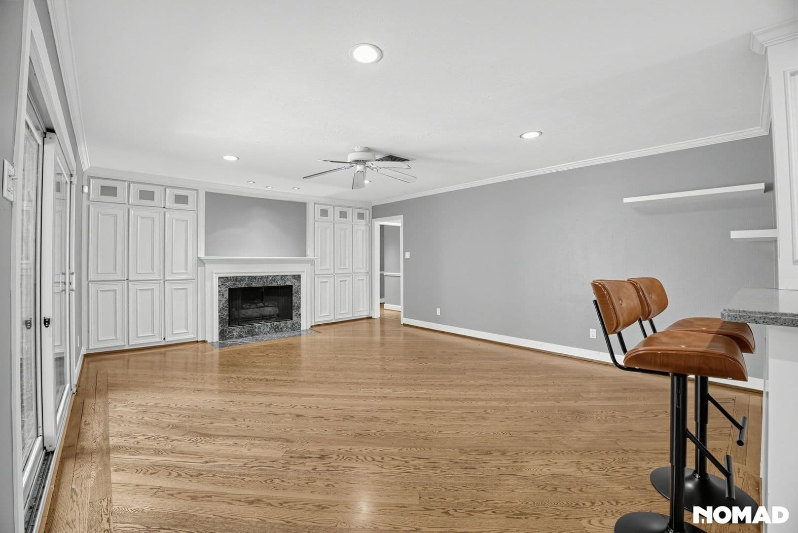 Houston House: 4726 Omeara Dr