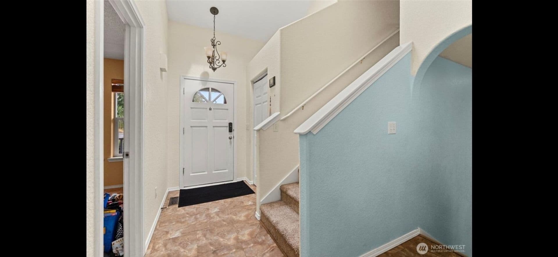 Olympia House: 627 Bates St SW