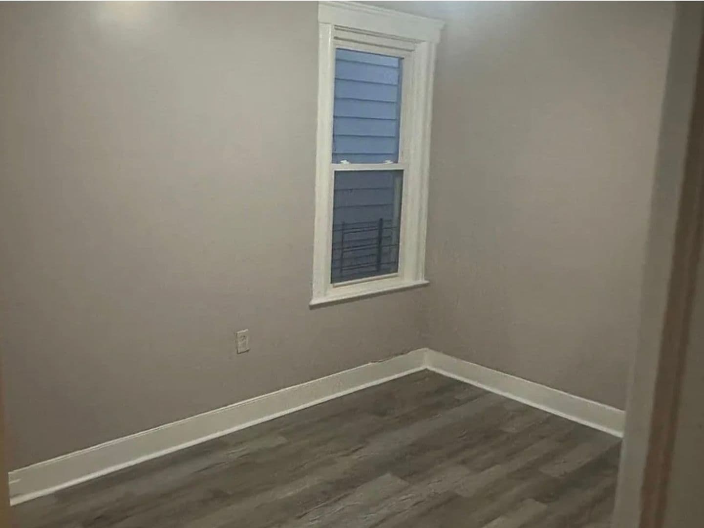 East Orange House: 315 Glenwood Ave