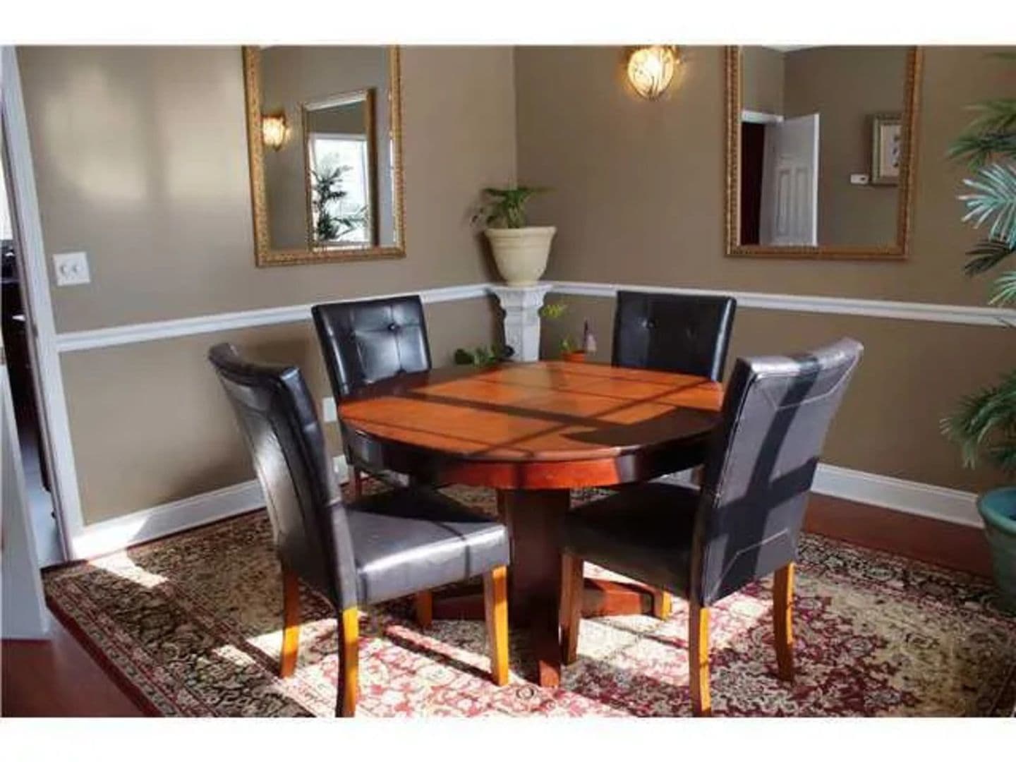 East Lansing Condo: 5957 Troyes Rd