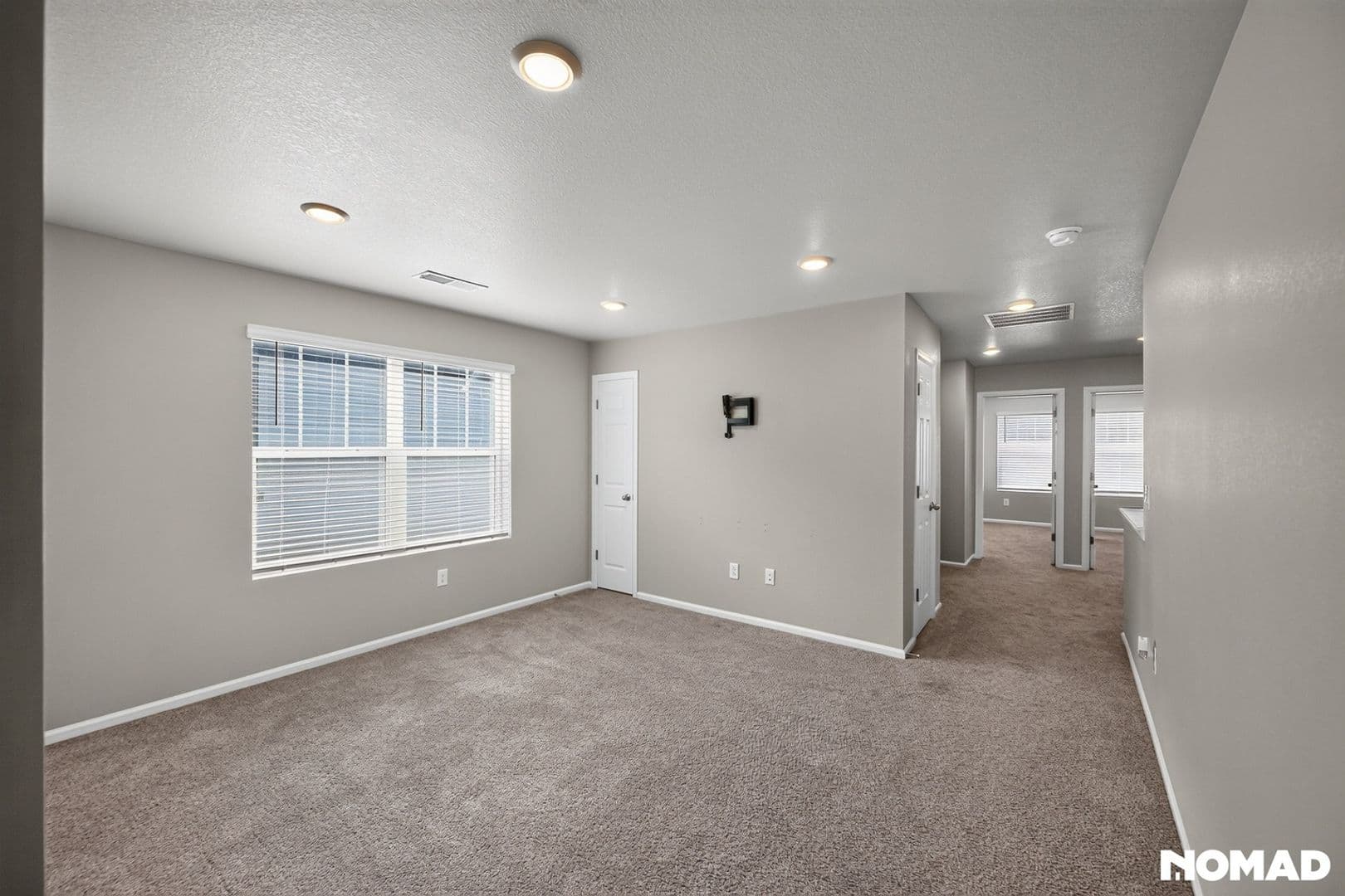 Aurora Townhome: 745 N Tempe St