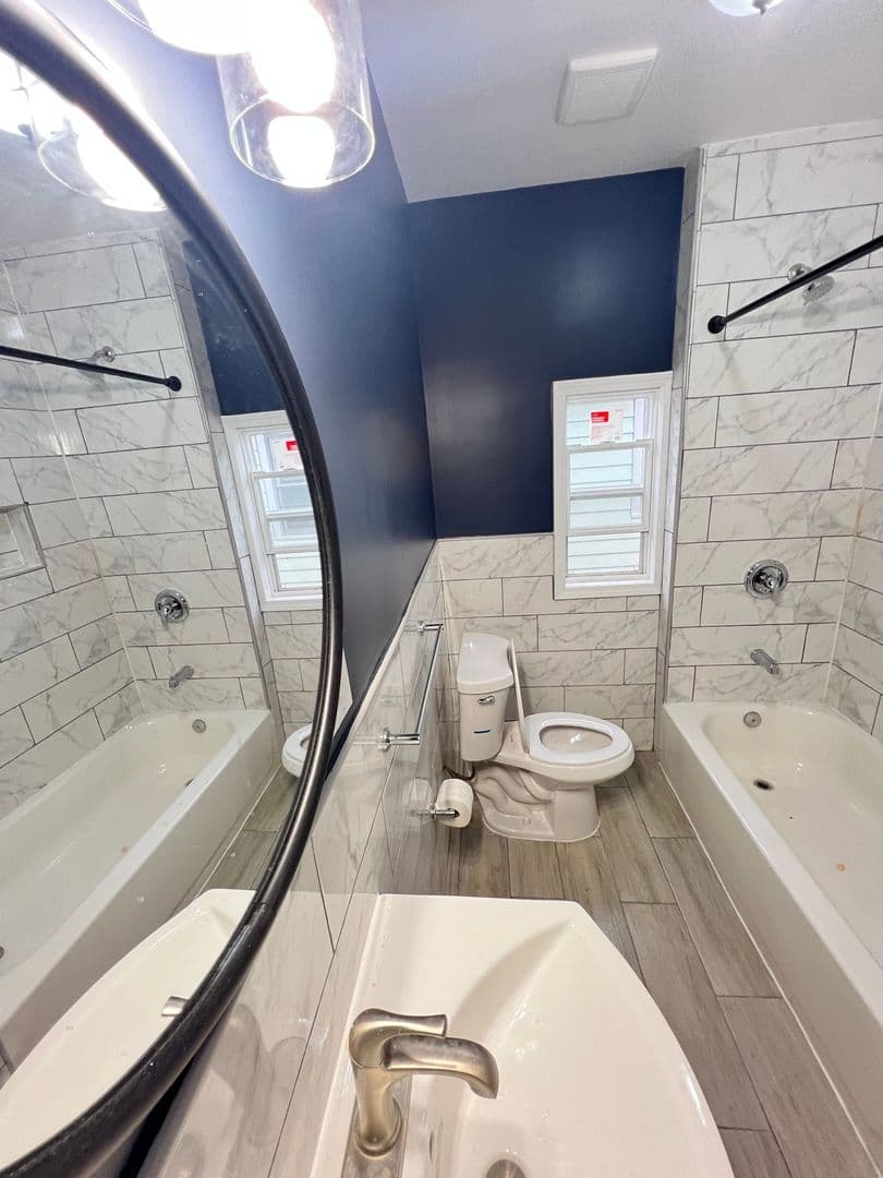 Buffalo Townhome: 313 Lasalle Ave