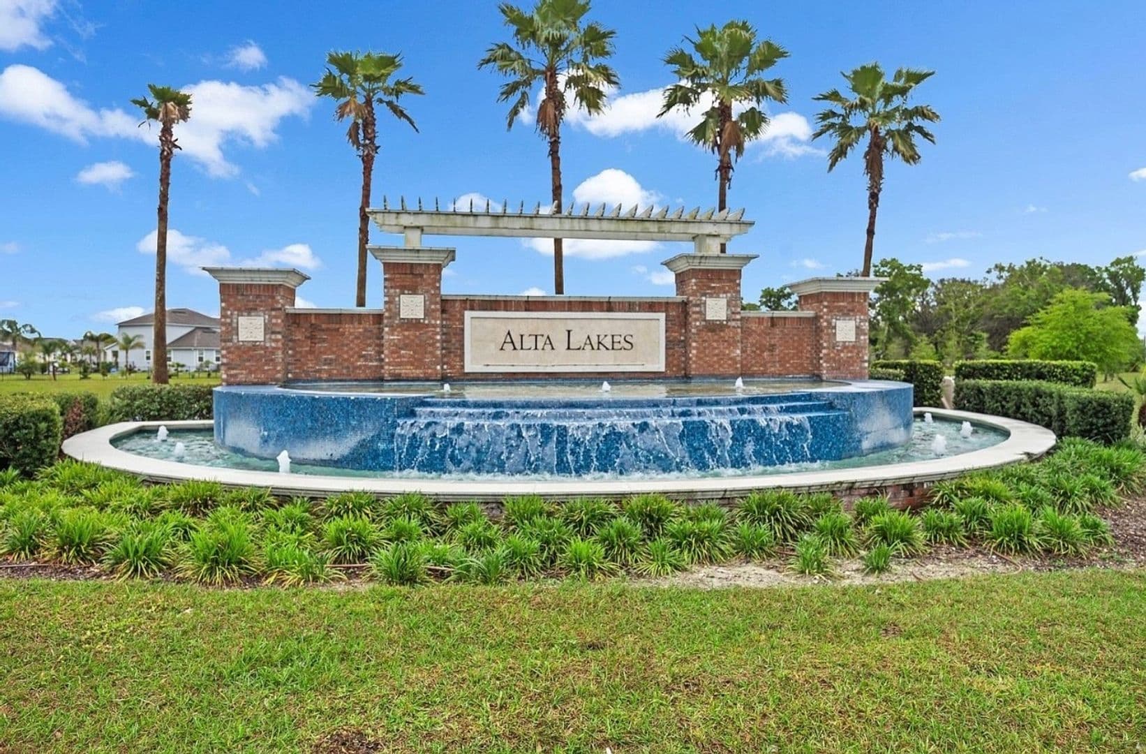 Jacksonville House: 3512 Guppy Ct