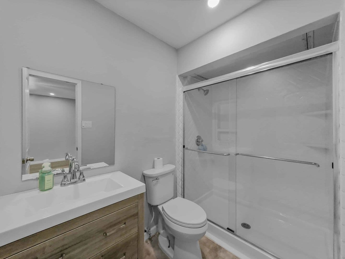 The Colony House: 4917 Woodruff Dr