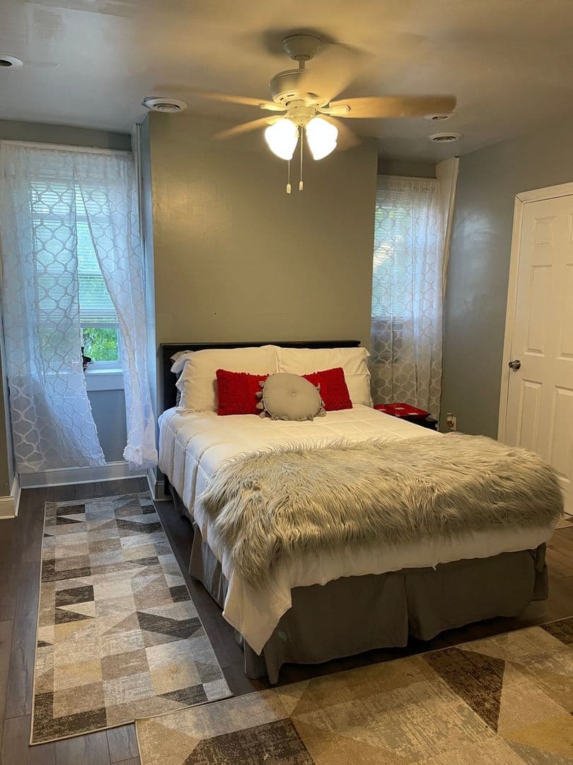 Wilmington Townhome: 1103 W 7th St