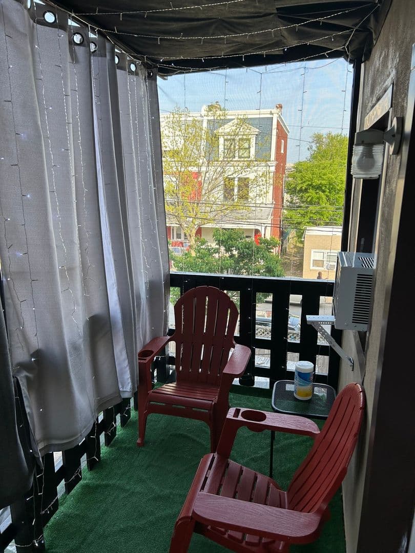 Wilimington Townhome: 1103 W 7th St