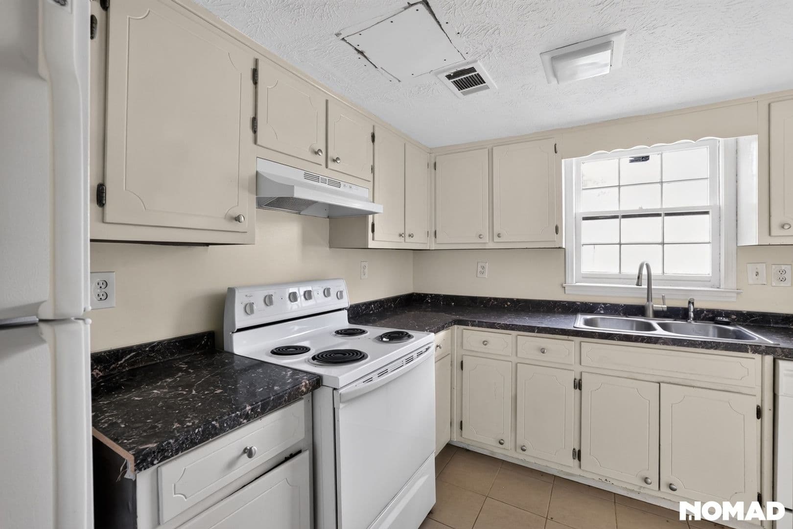 Norcross Townhome: 1028 Jeanette Ln