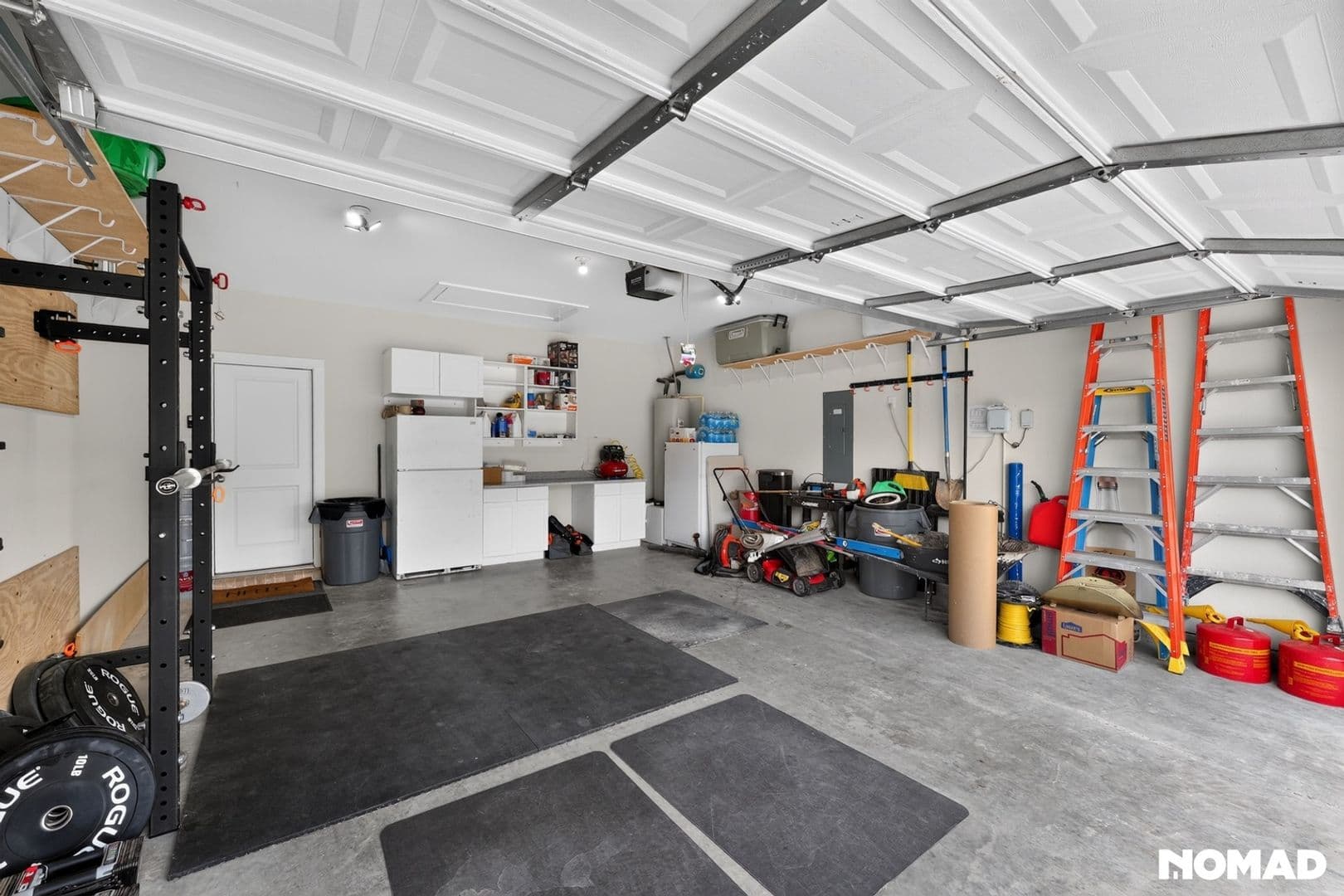 Forney House: 626 Cari Ln