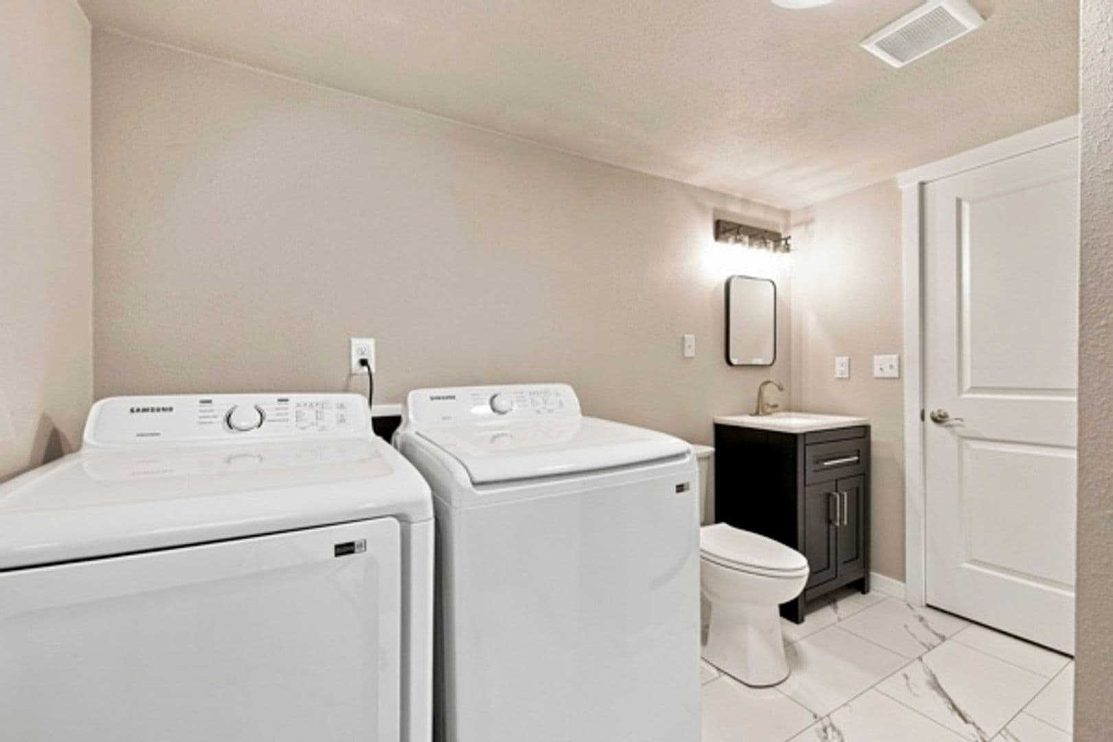 Fort Collins House: 2431 Sunstone Dr