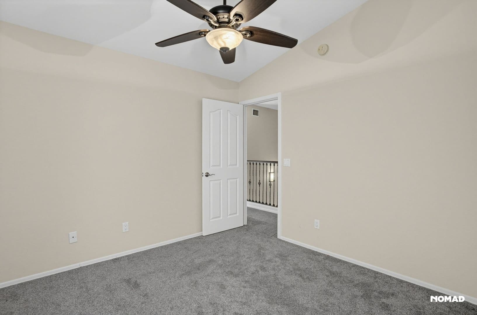 Gilbert House: 141 S Quartz St