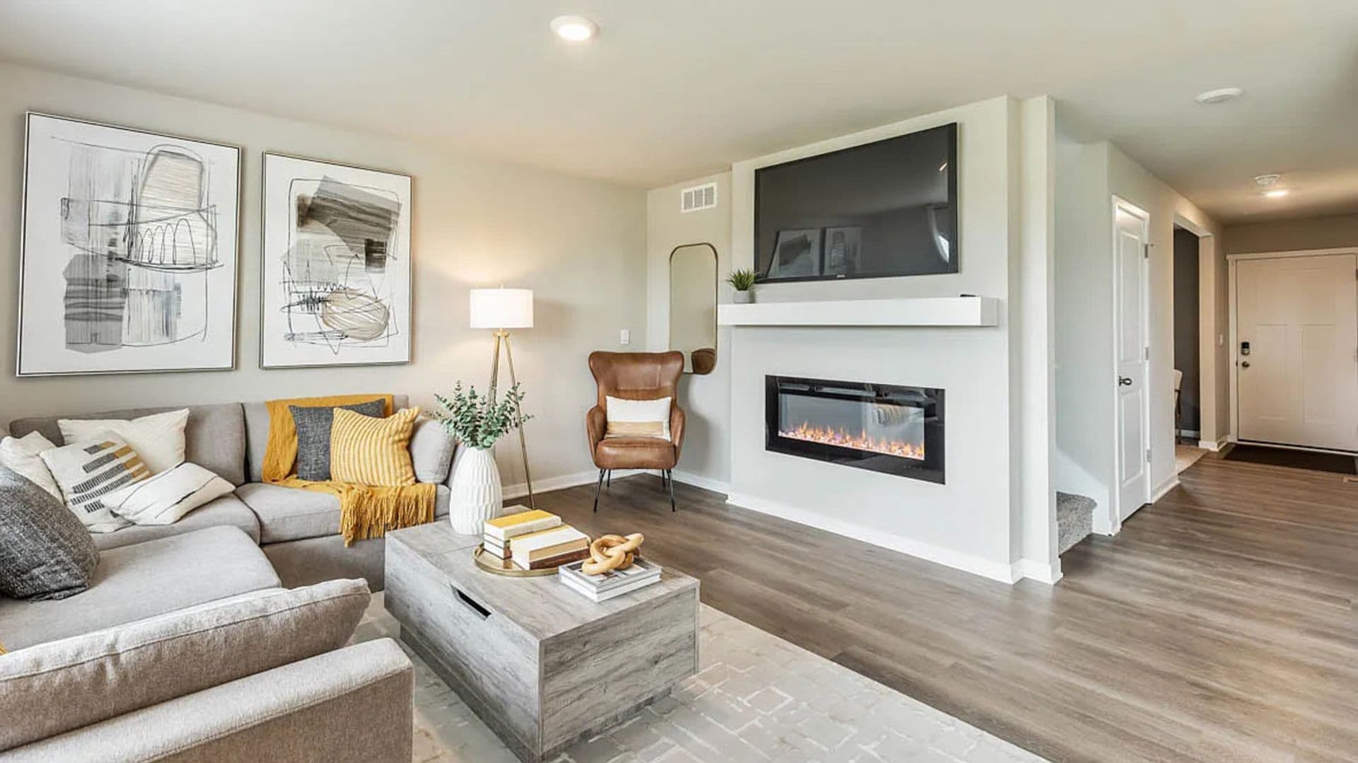 Grimes House: 5624 153rd St