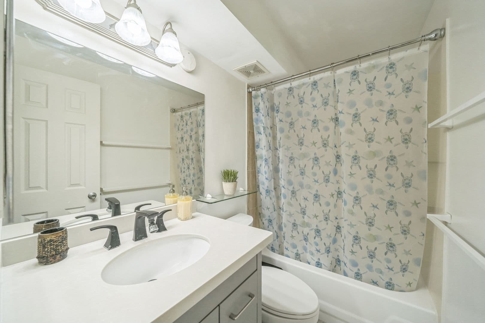 Honolulu Condo: 801 Ala Nioi Pl
