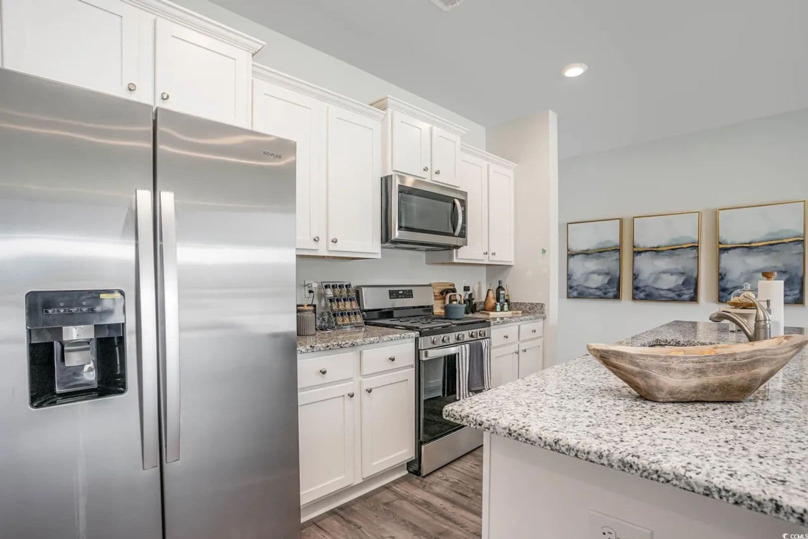 Little River House: 651 Wallace Dr