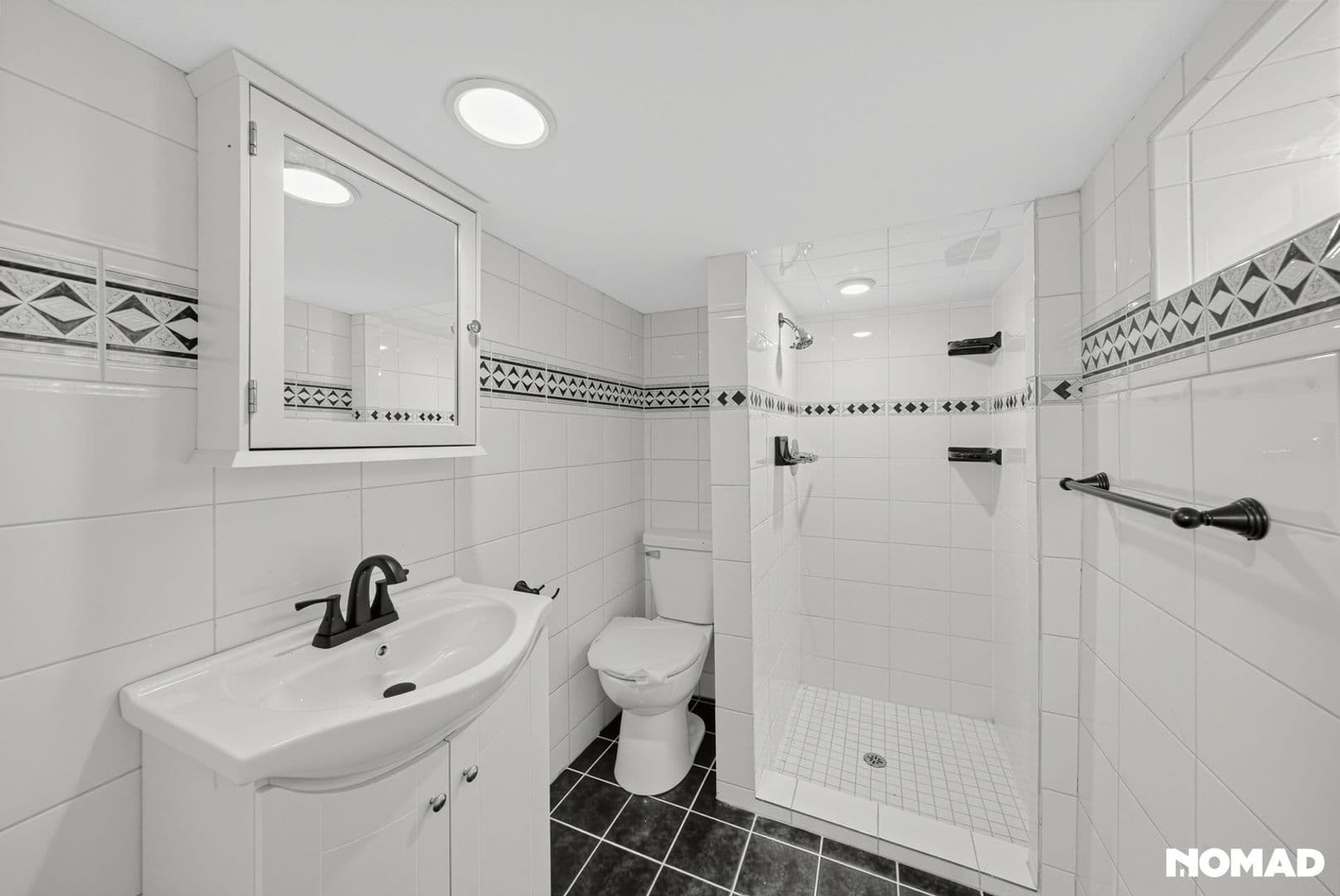 Dolton House: 14733 Ln Salle St