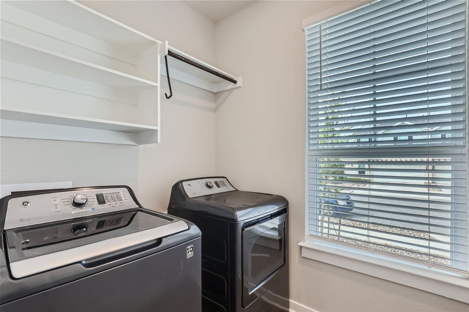 Leander Condo: 2233 Rocoso Trl
