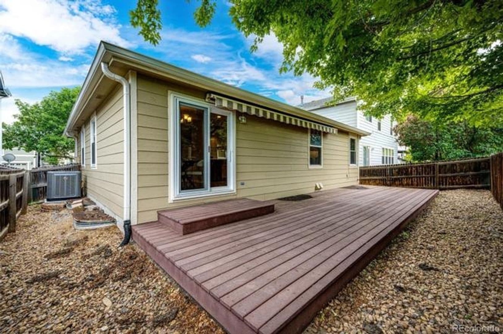 Englewood House: 16475 E Phillips Pl