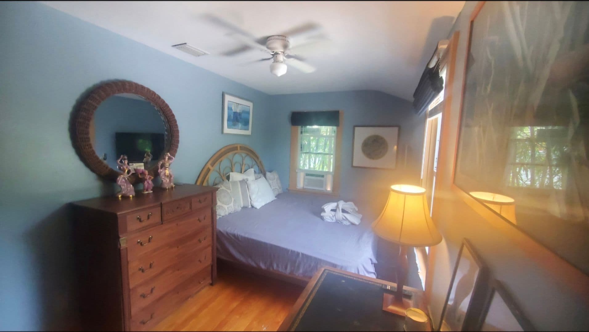 Lake Worth Beach House: 215 N Palmway