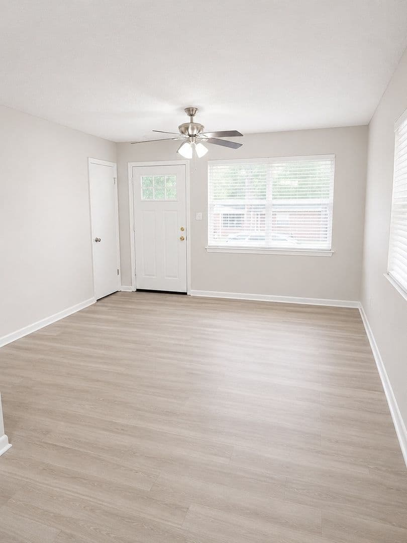 Crestview House: 503 Tall Pines St