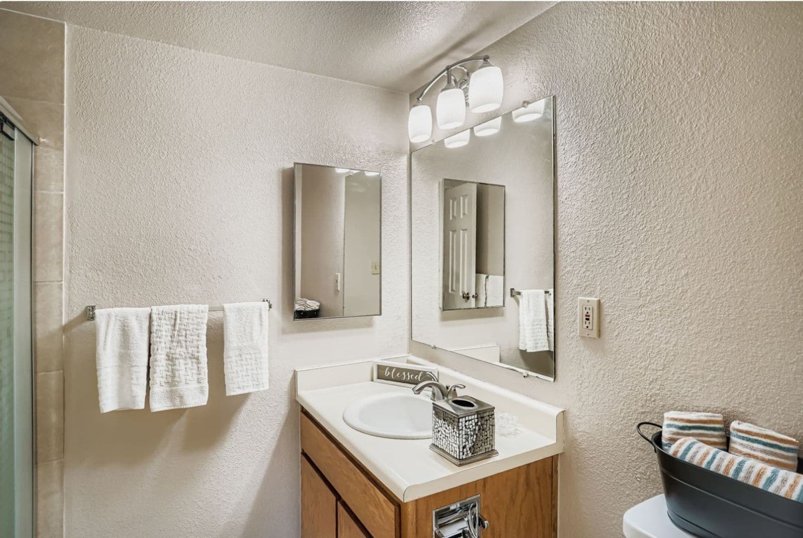 Denver Condo: 10650 E Tennessee Ave