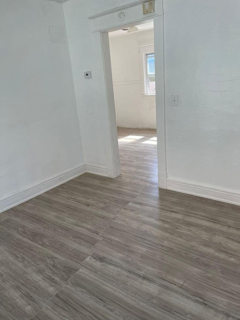 Buffalo Townhome: 123 Greene St