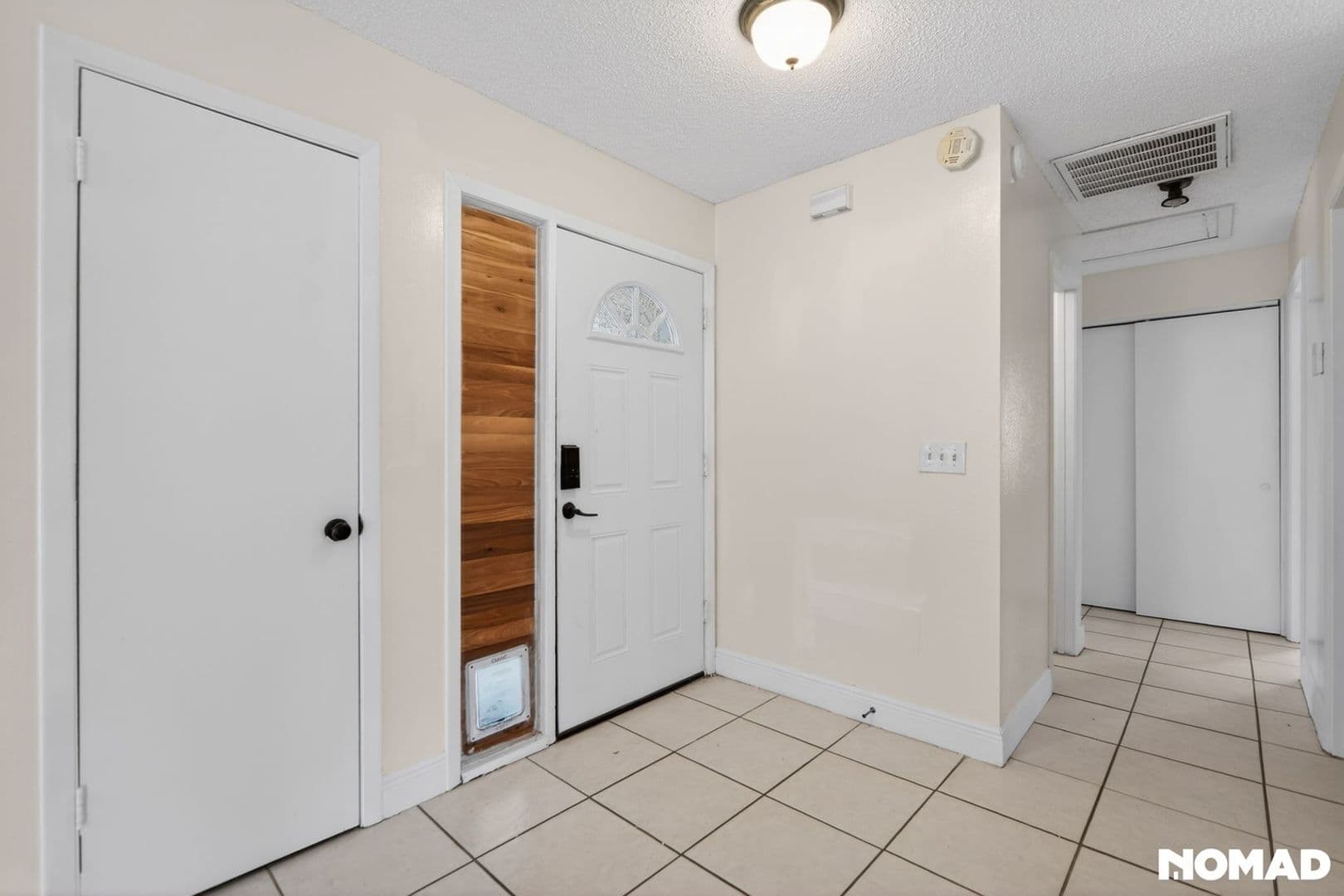 Orlando House: 293 Chicago Woods Cir