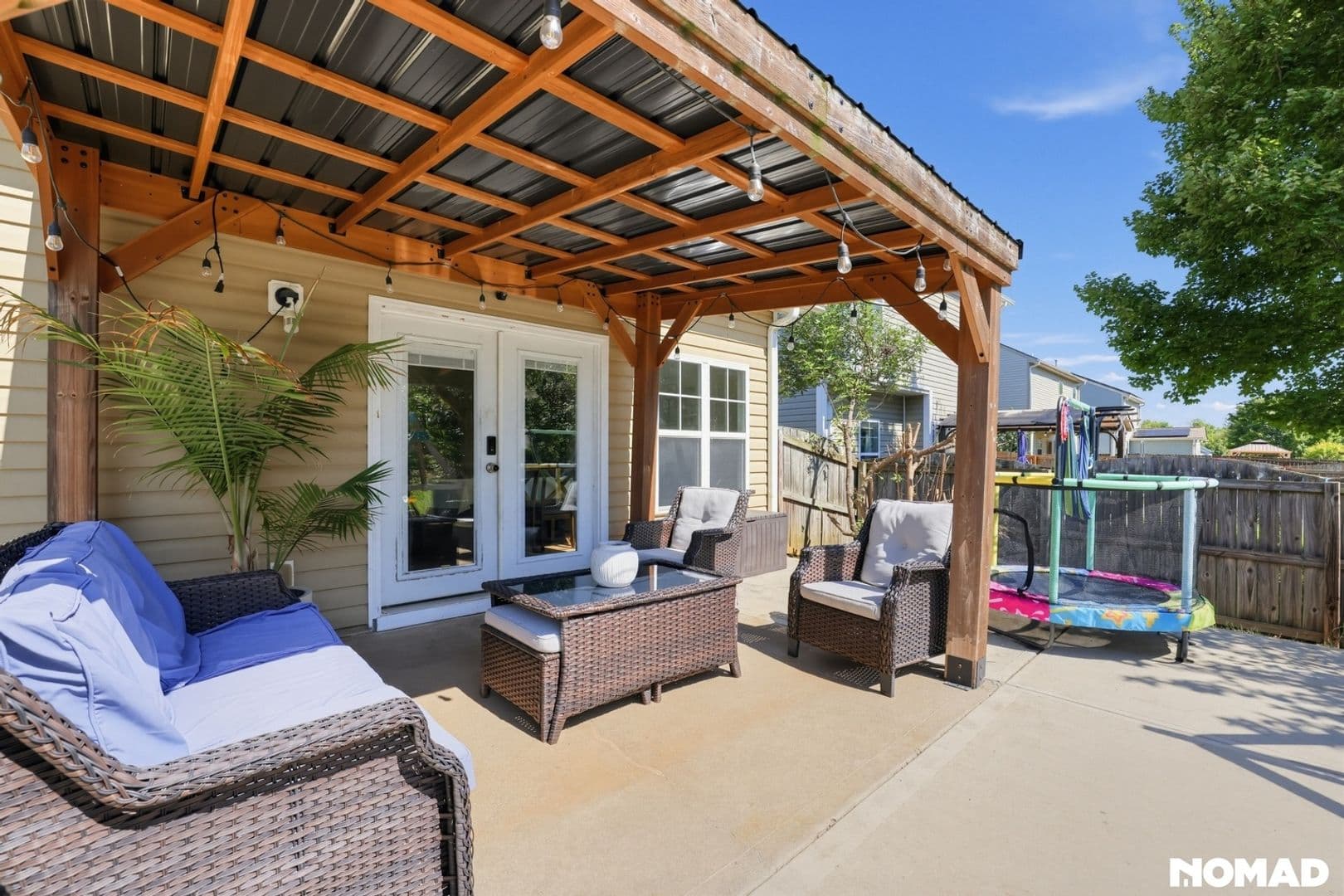 Simpsonville House: 302 Barrett Chase Dr