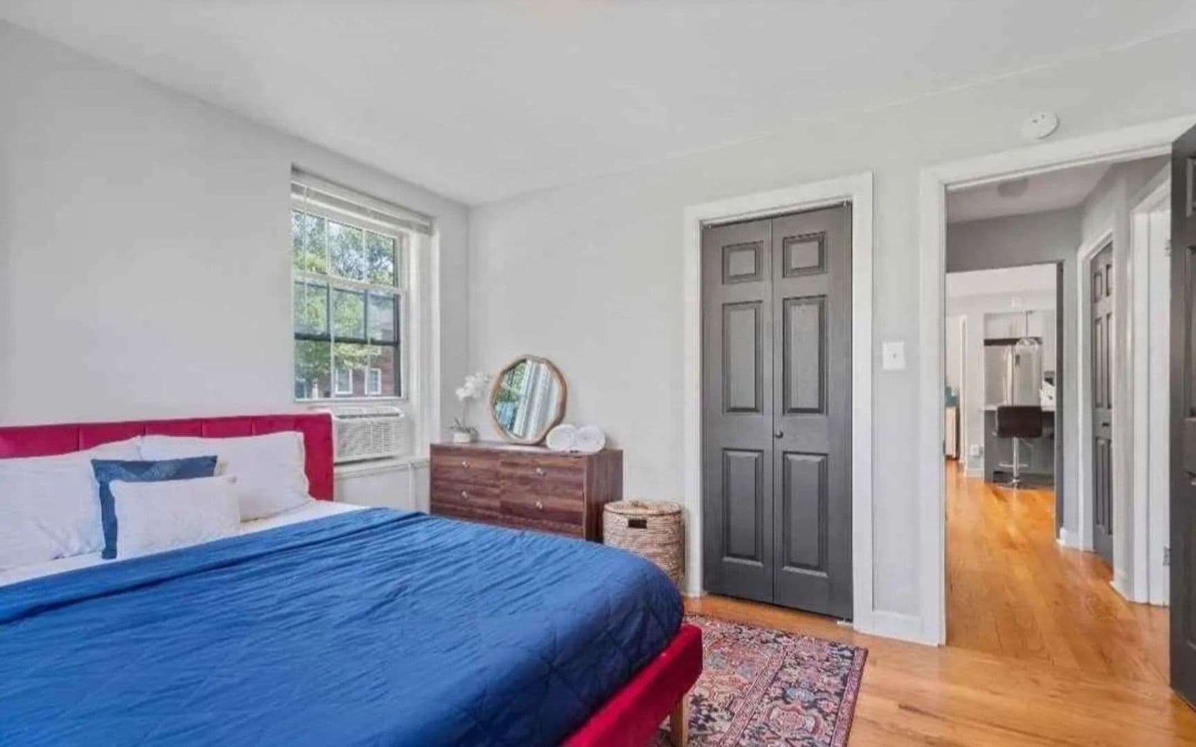 Washington Condo: 2716 29th St Se