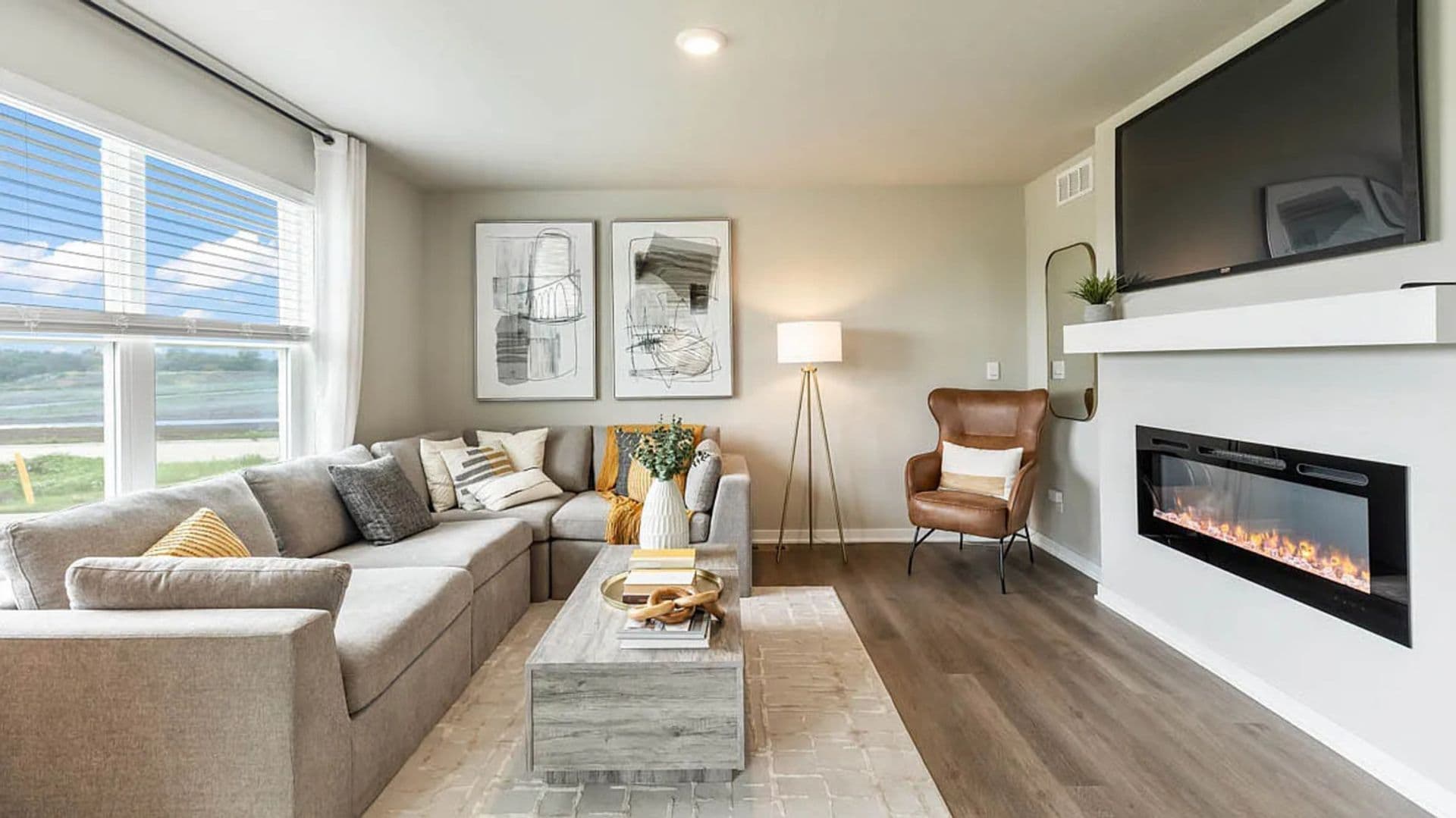 Grimes House: 5624 153rd St