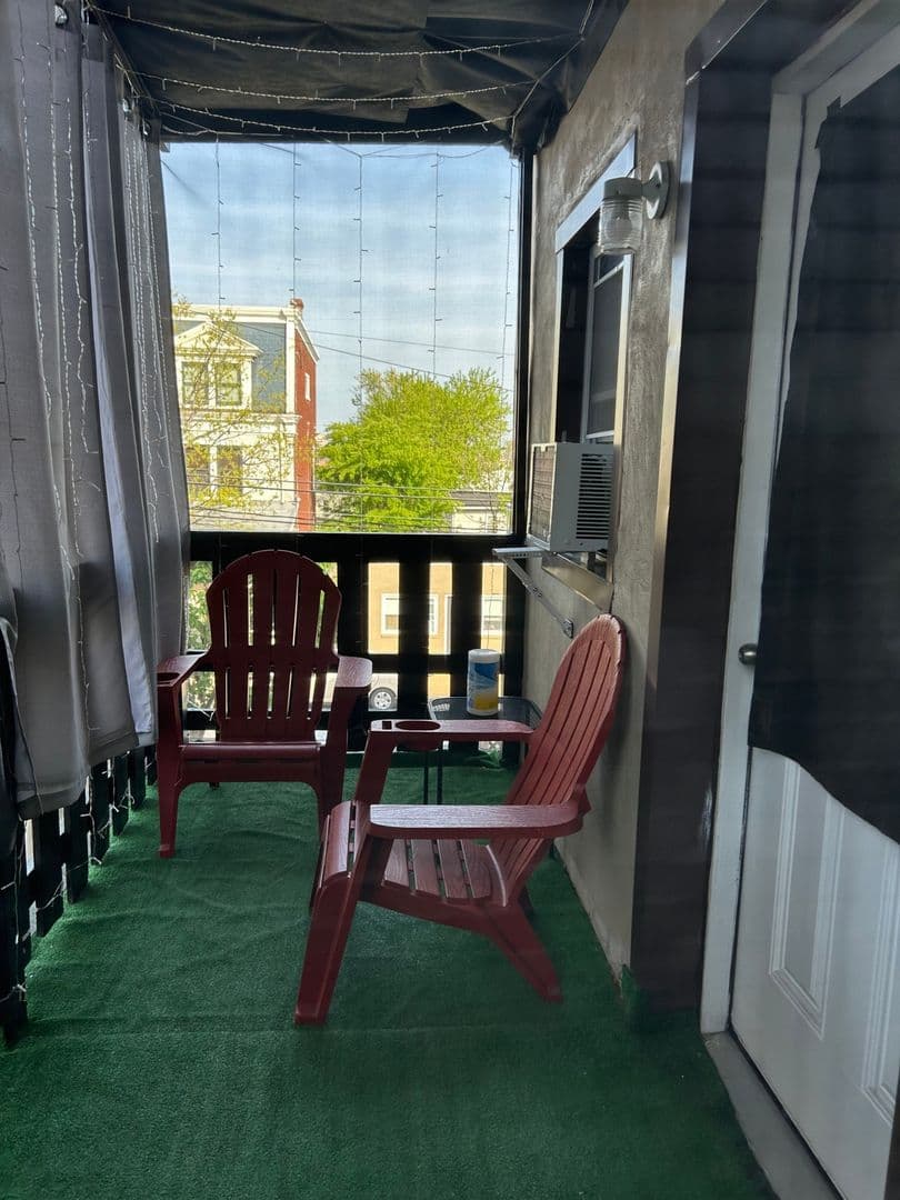 Wilimington Townhome: 1103 W 7th St
