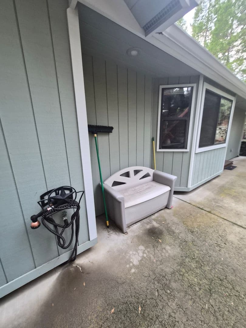 Murphys House: 281 Forest Meadows Dr