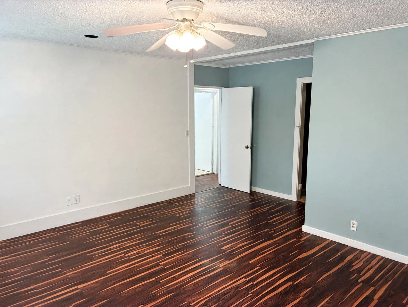 Tulsa House: 5212 S Columbia Pl