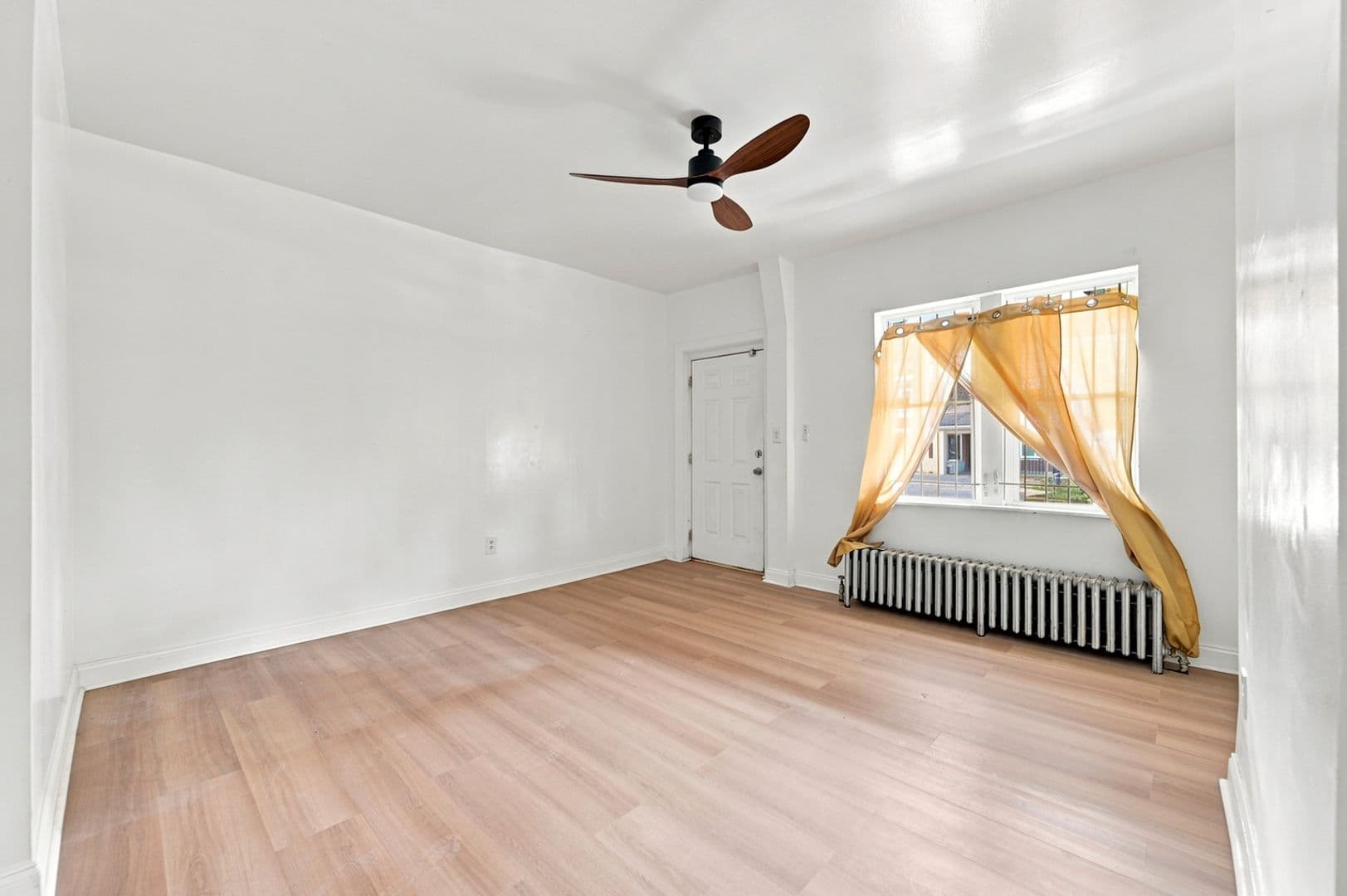 Philadelphia House: 1030 E Chelten Ave
