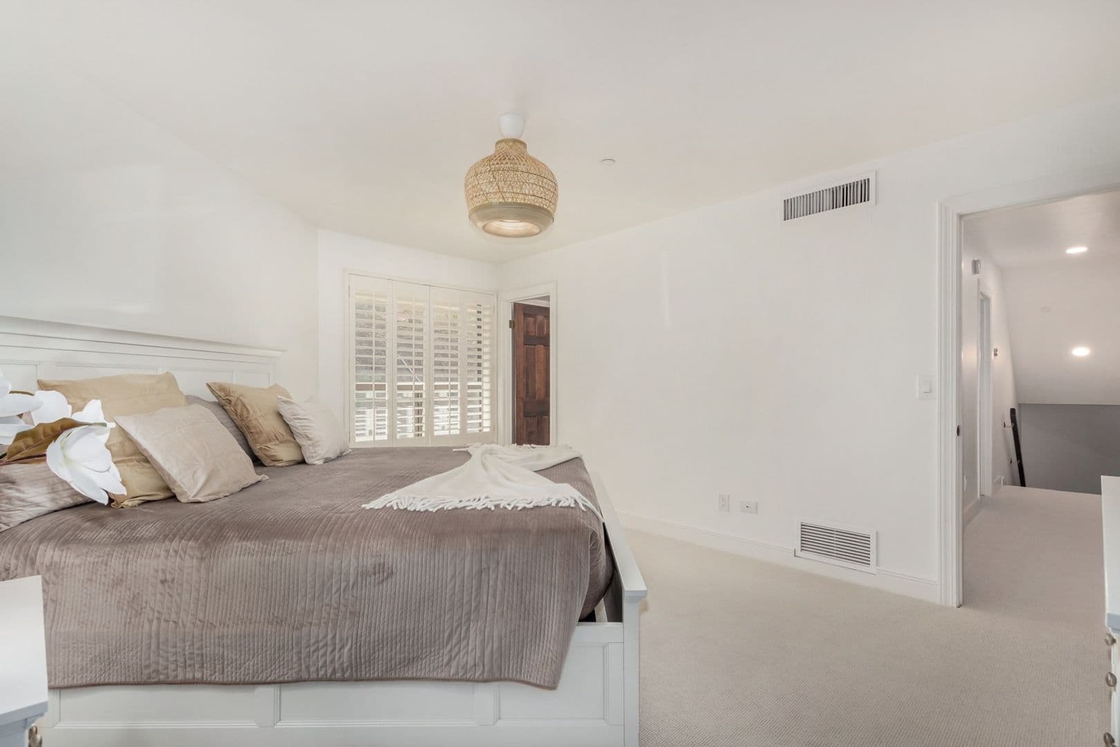 Phoenix House: 5655 N Camelback Canyon Dr
