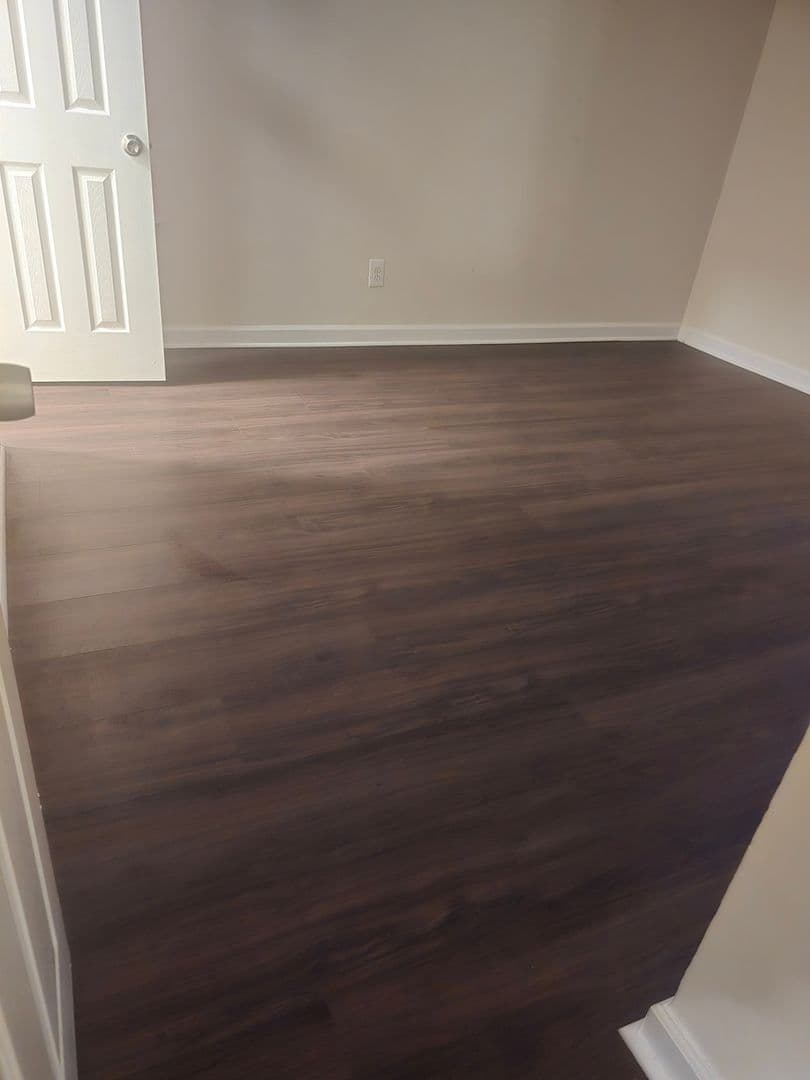 Columbia Condo: 9641 Whiteacre Rd
