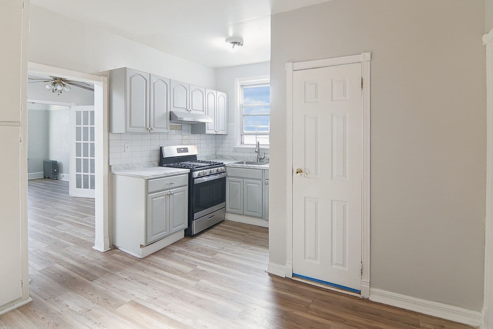 Brooklyn Townhome: 1062 Remsen Ave