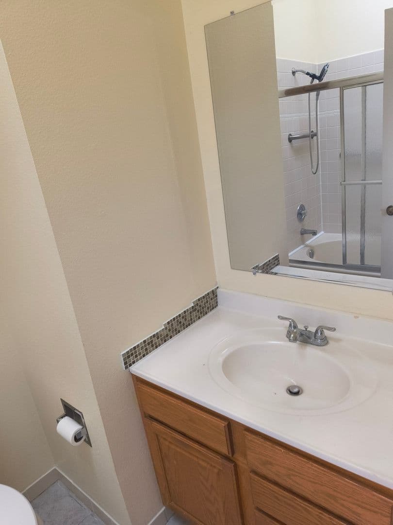 Aurora Townhome: 4206 S Granby St