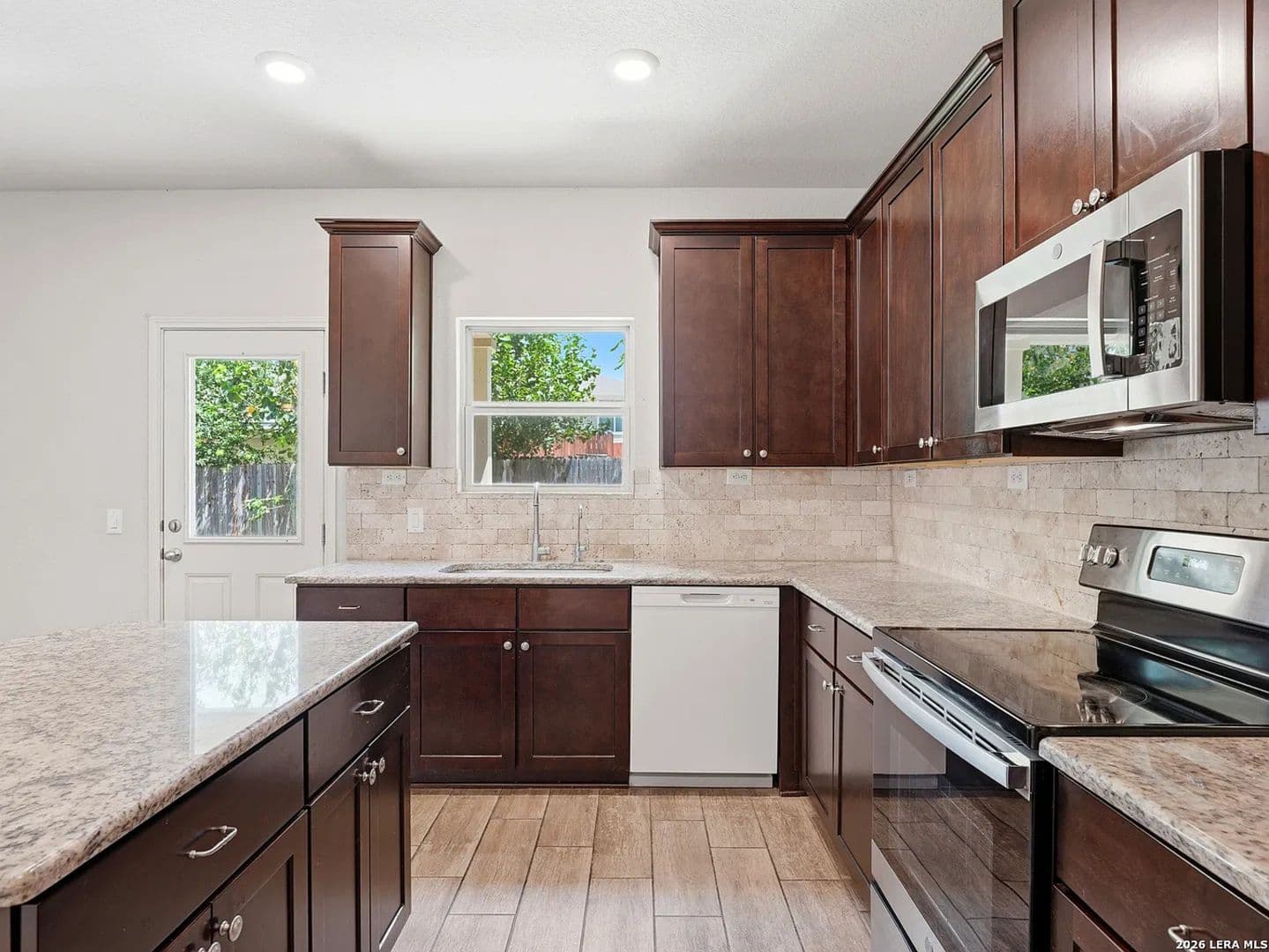San Antonio House: 7823 Sunrise Cay
