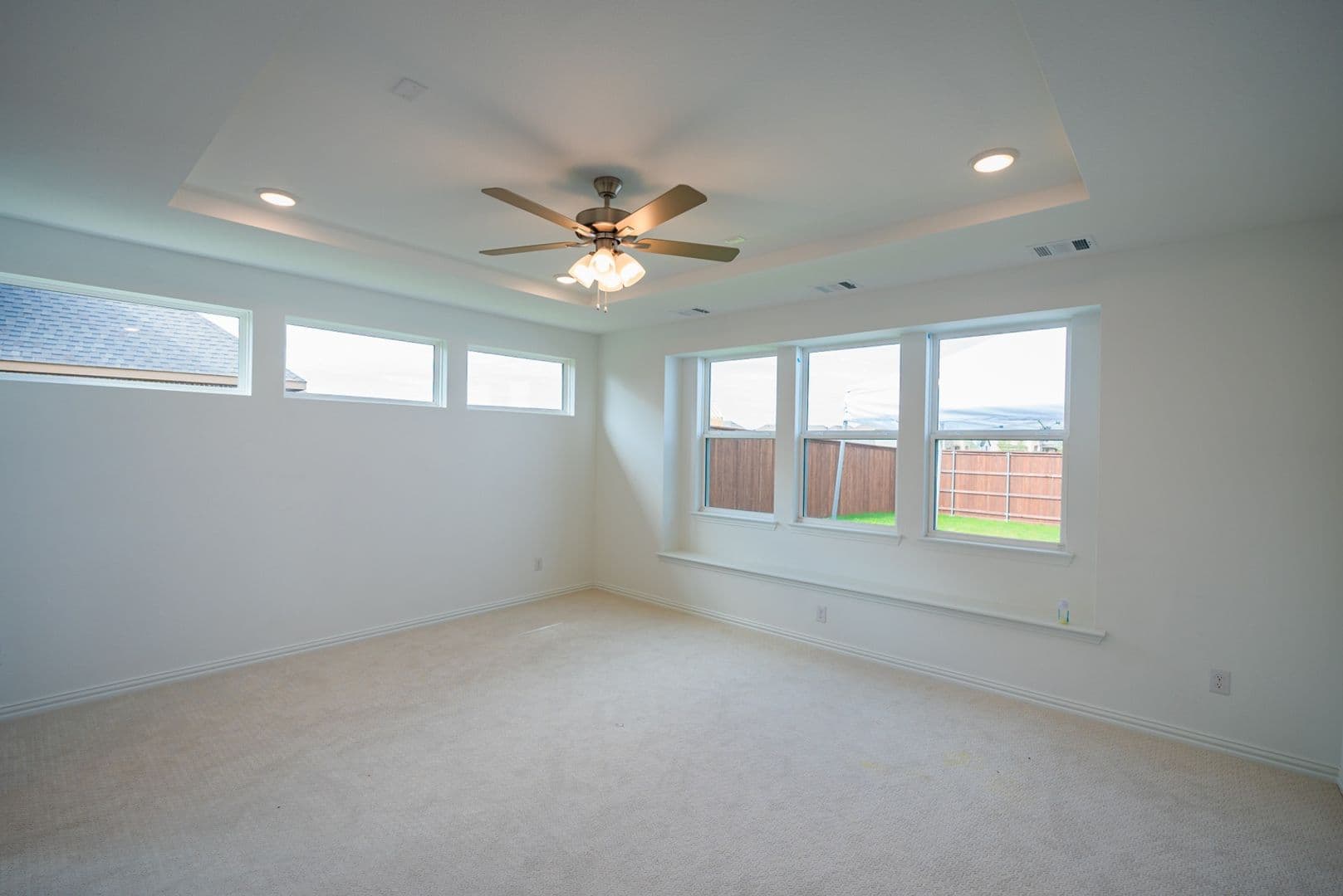 Haslet House: 1066 Lindsay Ln