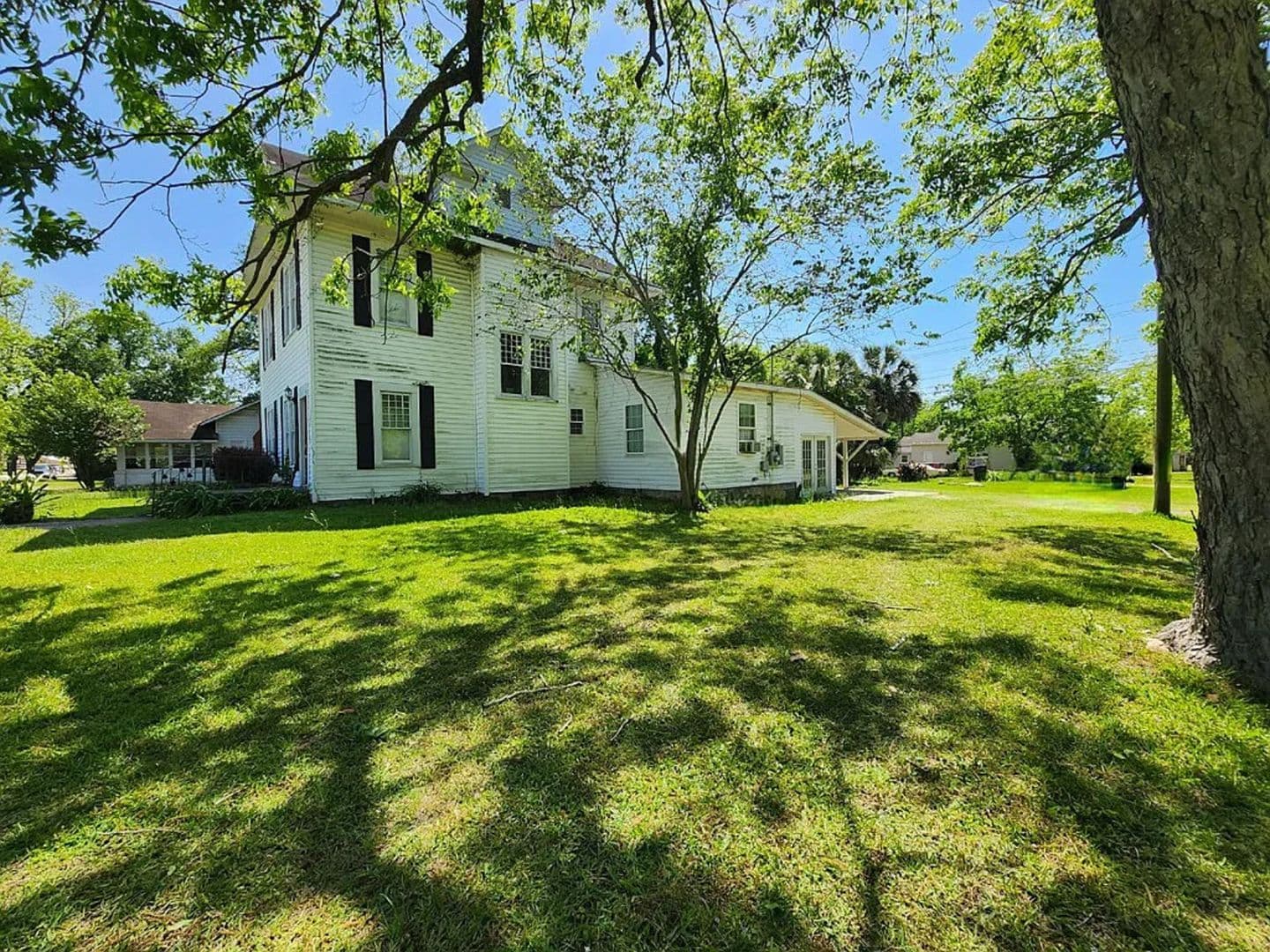 Ocilla House: 314 N Irwin Ave