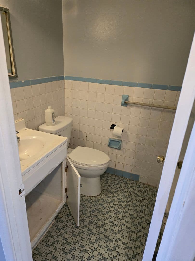 Philadelphia Townhome: 10032 Jeanes St