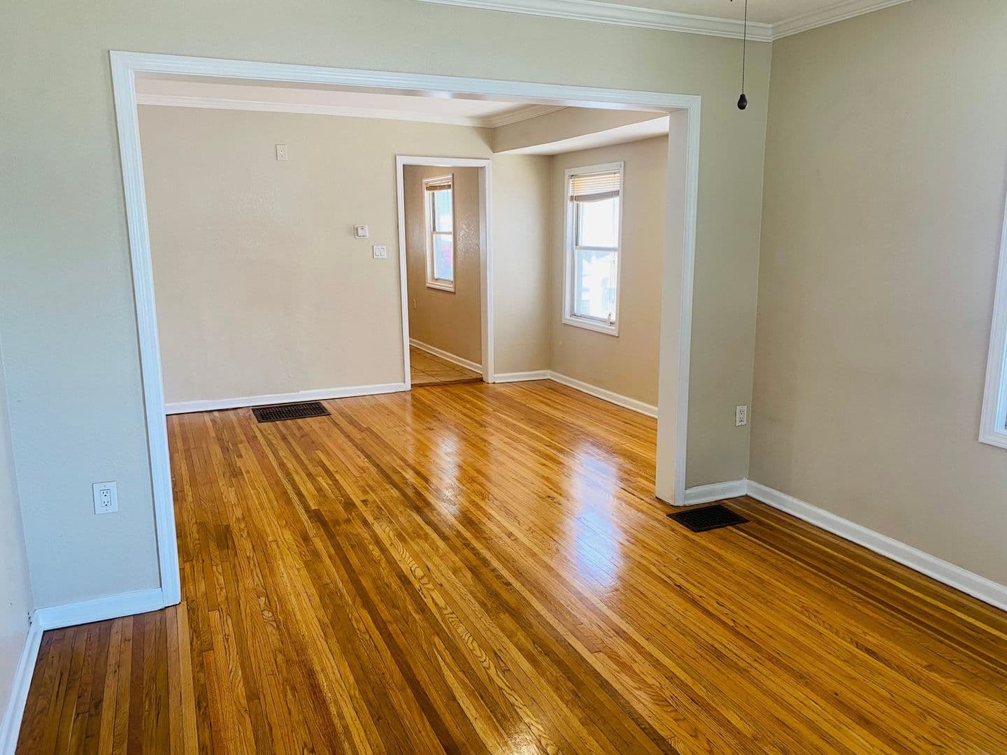 Kansas City House: 2632 E 9th St