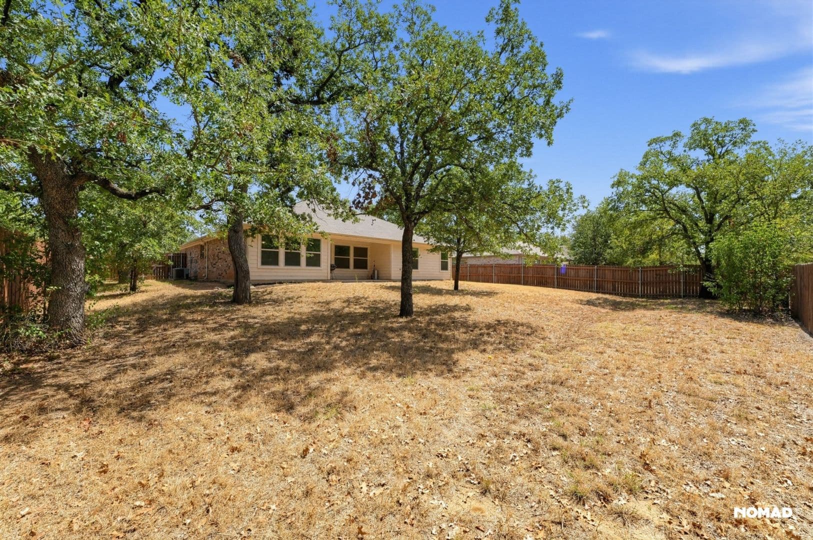 Runaway Bay House: 205 Shady Oaks Dr