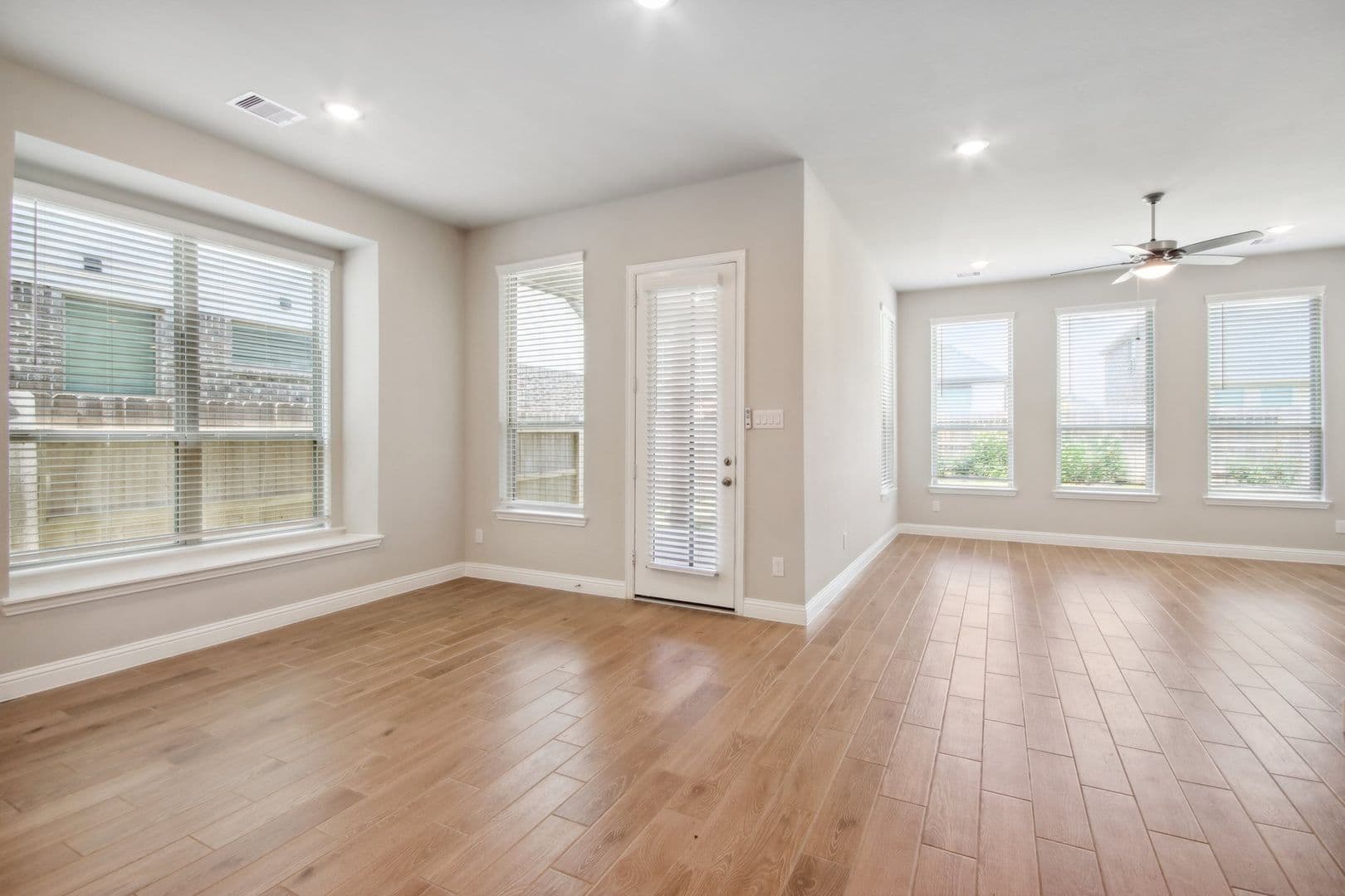 Conroe House: 17314 Autumn Sage Ct
