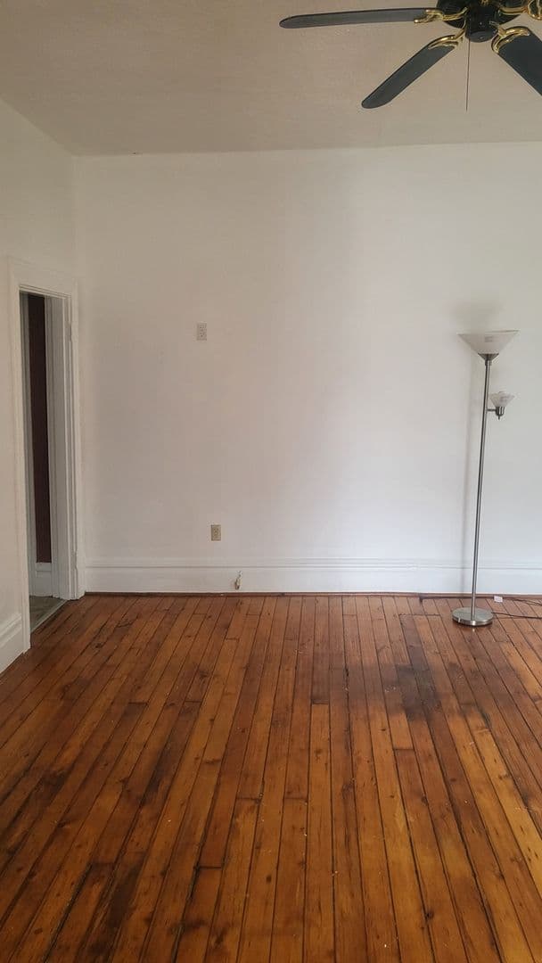 East Mc Keesport Townhome: 1130 Broadway Ave